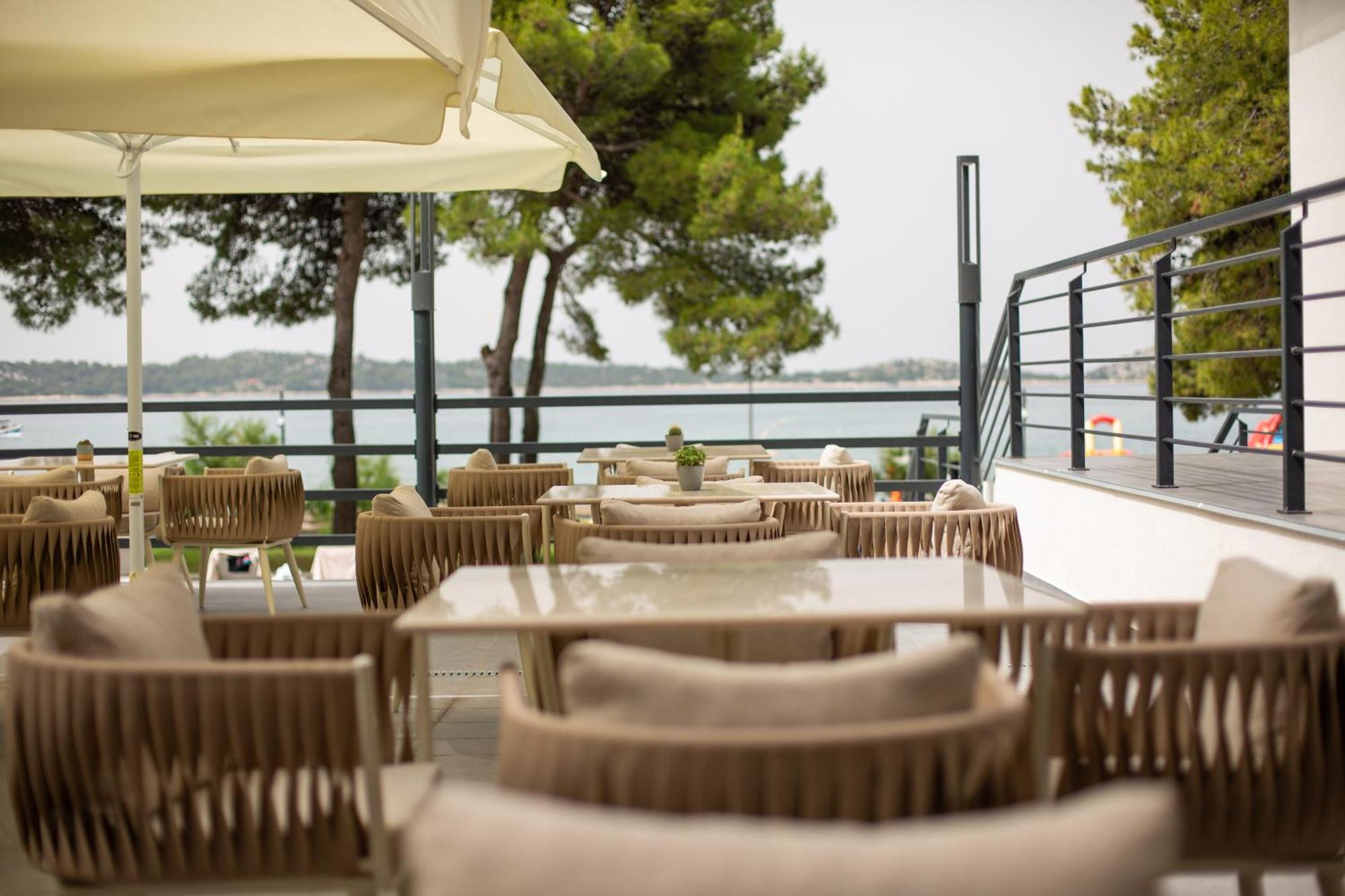 Seesea Hotel Vodice Exterior foto